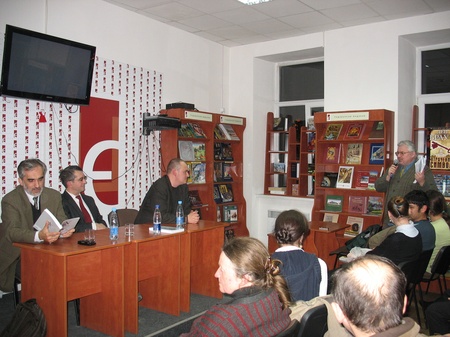 Україна Модерна. Том 5 (16). Перекладаючи культуру / Культивуючи переклад. Київ: Критика, 2010.